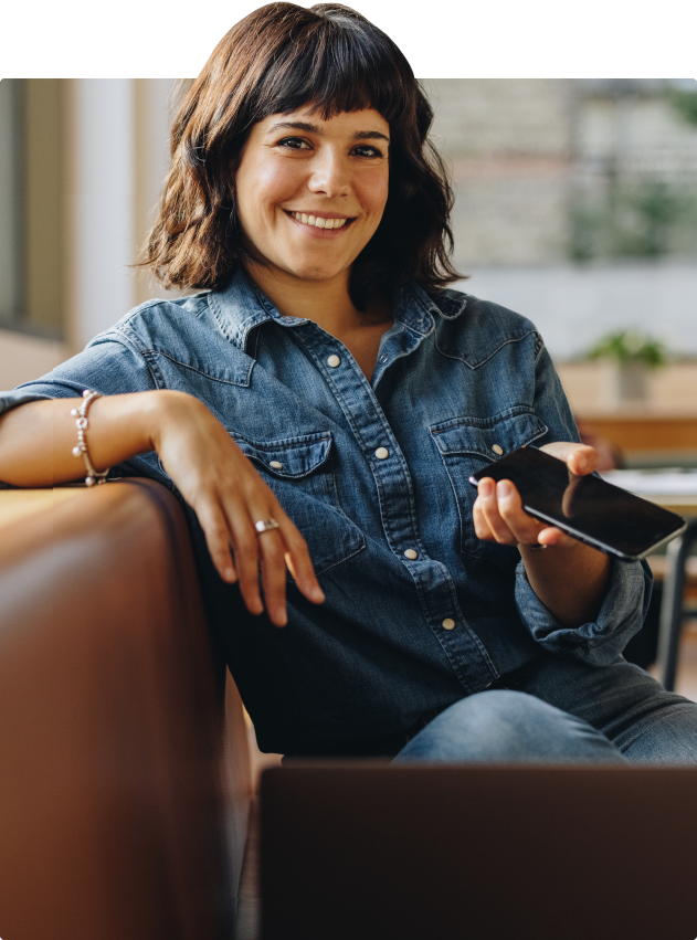 Csobay Júlia – Holisztikus Marketing